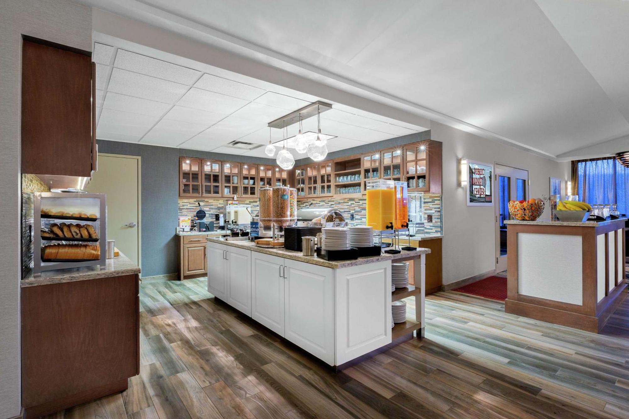 Homewood Suites By Hilton Seattle Downtown Экстерьер фото